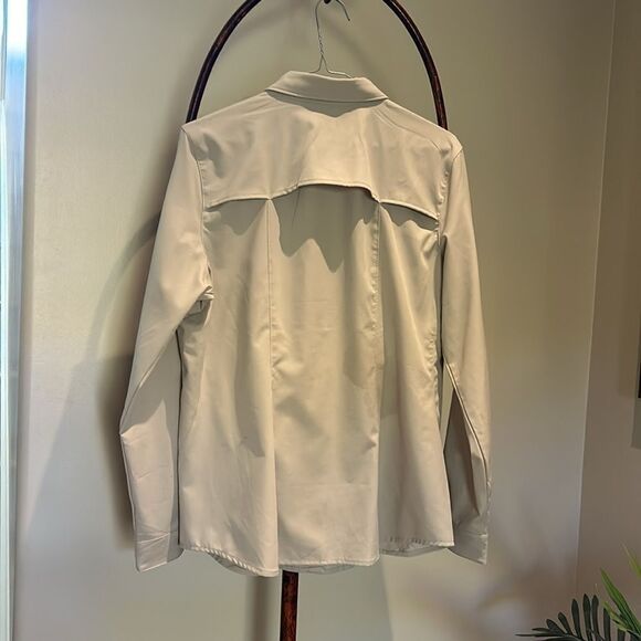 REI Khaki Ladies Hiking Shirt L - Picture 2 of 13